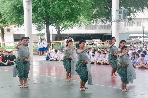 โรงเรียนปรีชานุศาสน์